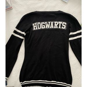 Harry Potter Hogwarts Cardigan. Size M, EUC.